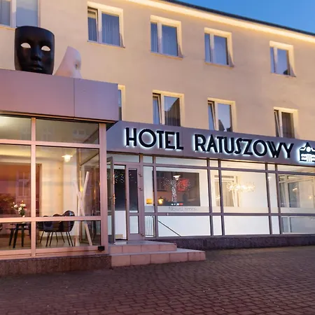 Отель Ratuszowy 3*